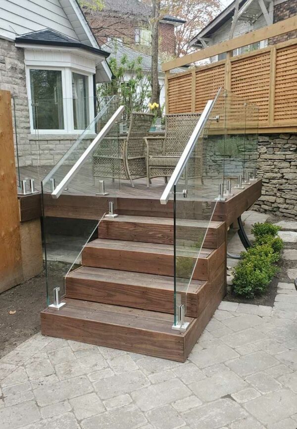 Frameless-Glass-Railing-Installed-in-Newmarket